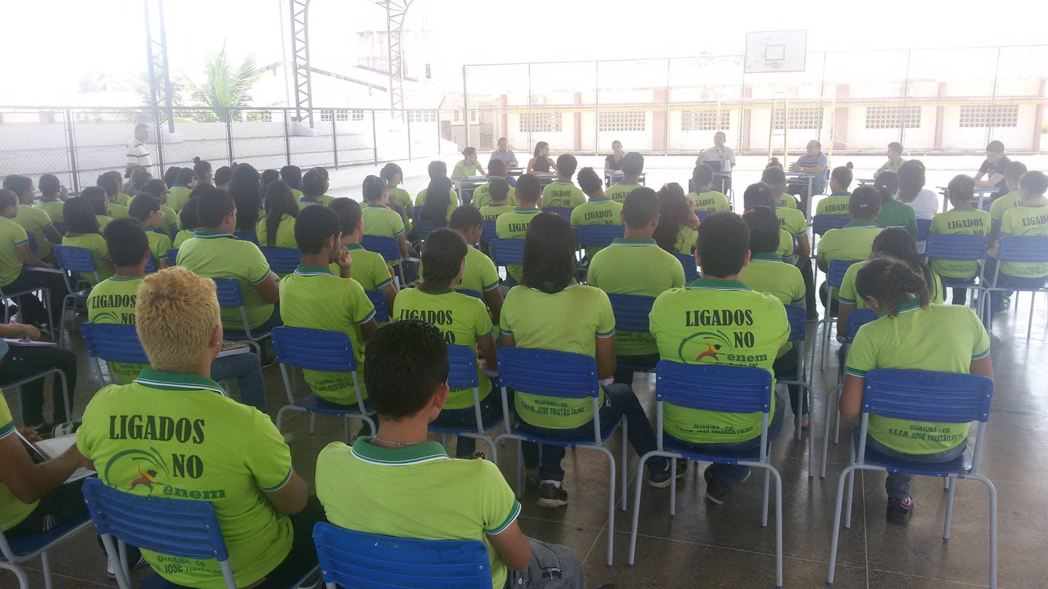 RODA DE DEBATE